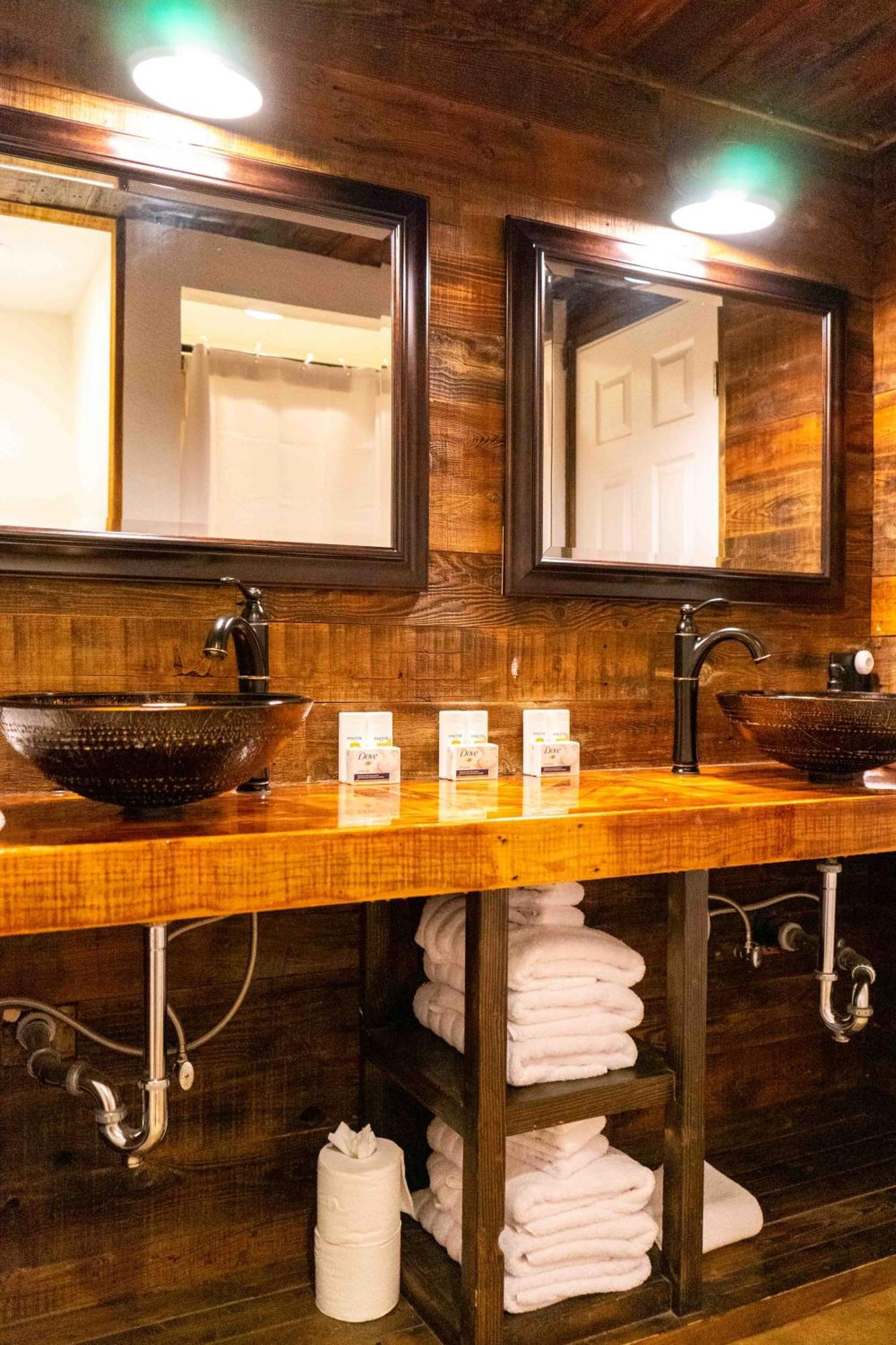 Miners Suite-Centrally Located In Shaver Lake שייבר לייק מראה חיצוני תמונה